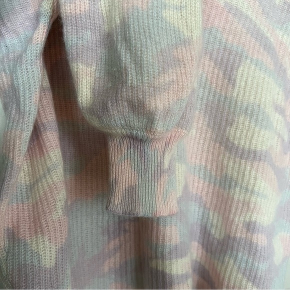 Revolve 27 Miles Malibu Vaughn 100% Cashmere Pastel Camouflage Sweater SZ Medium - Picture 9 of 11